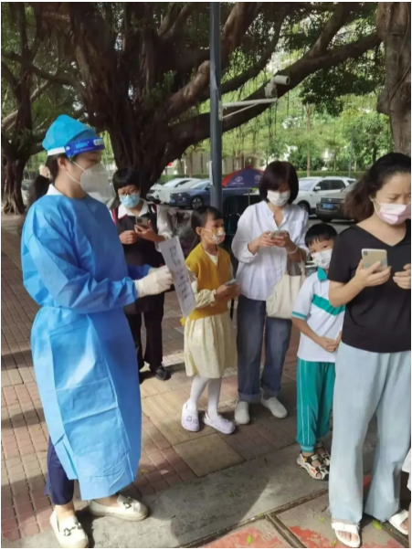 新仕誠(chéng)公司紀(jì)檢干部督戰(zhàn)并進(jìn)，以實(shí)際行動(dòng)筑牢疫情防護(hù)網(wǎng)